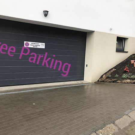 One Luxury Suites Eger Exterior foto