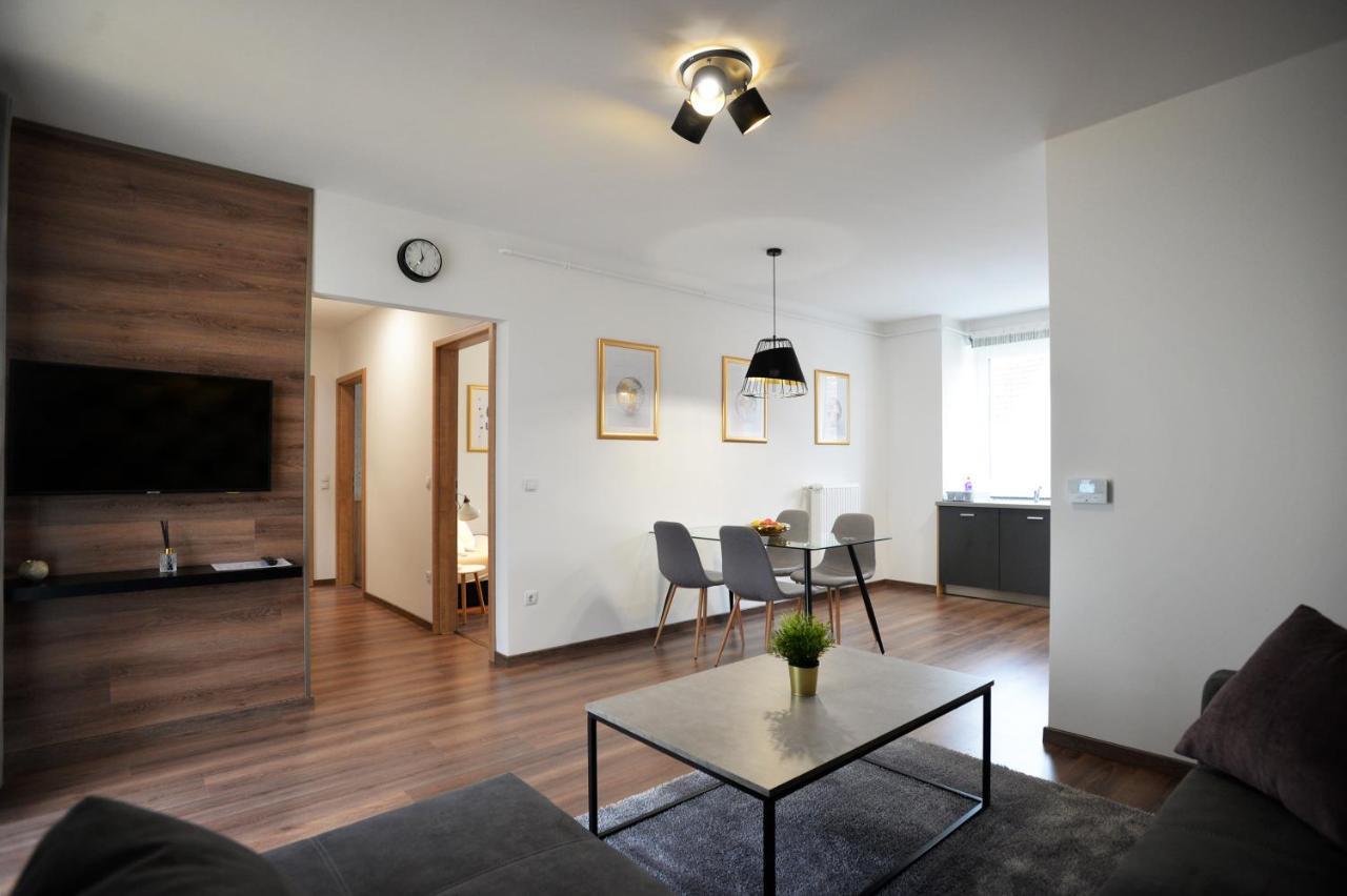 One Luxury Suites Eger Exterior foto