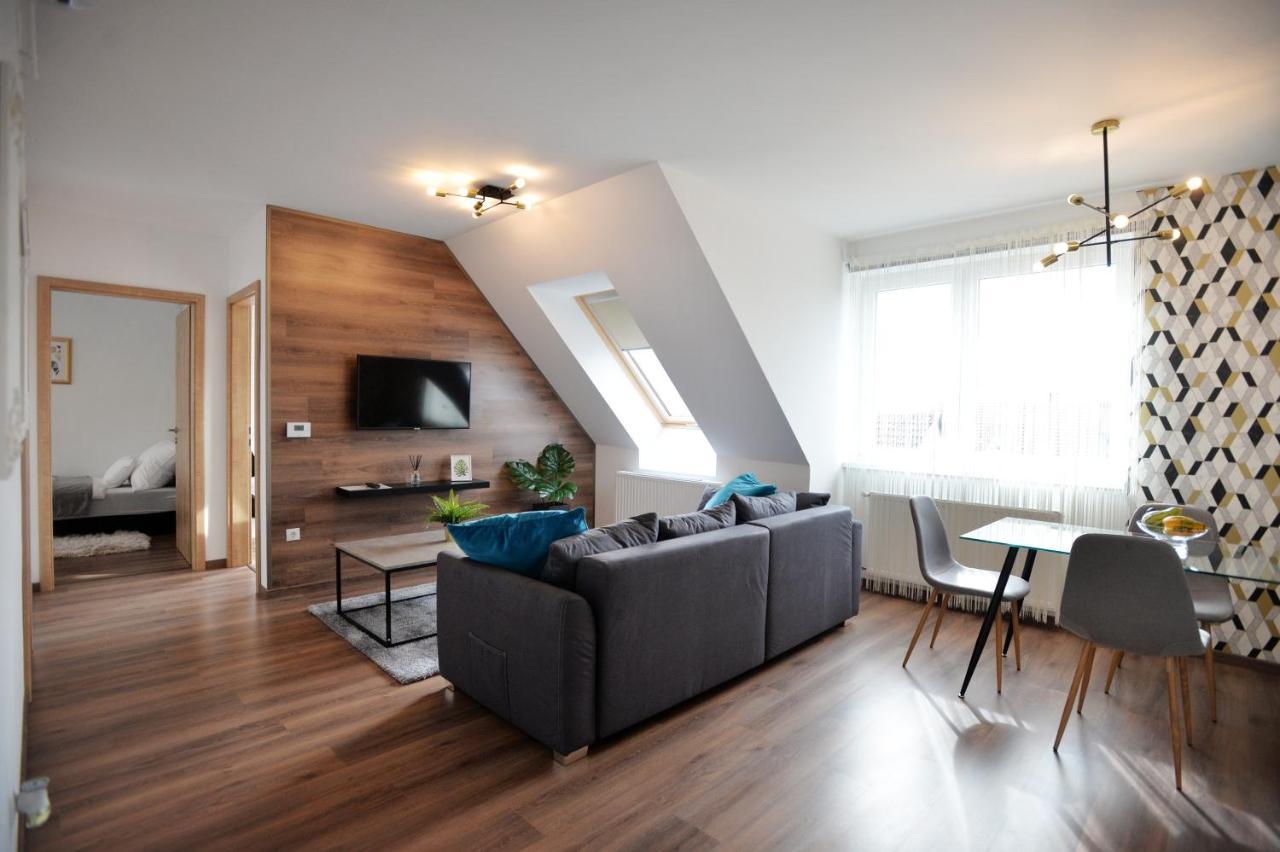 One Luxury Suites Eger Exterior foto