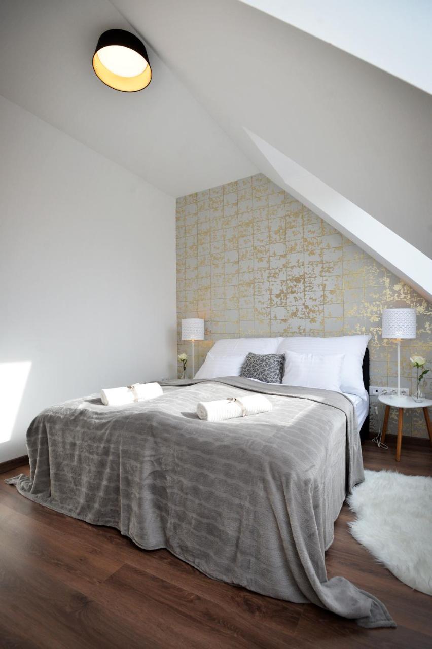 One Luxury Suites Eger Exterior foto