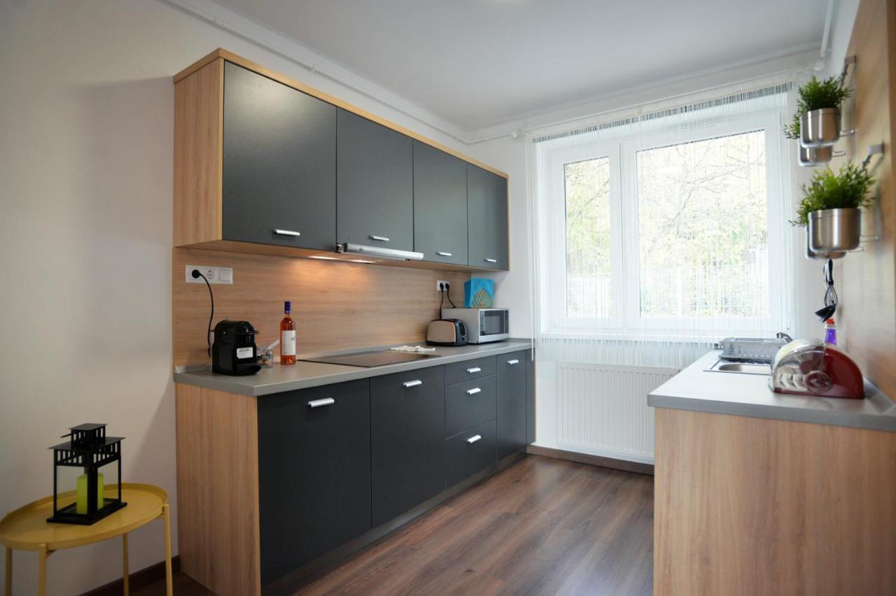 One Luxury Suites Eger Exterior foto